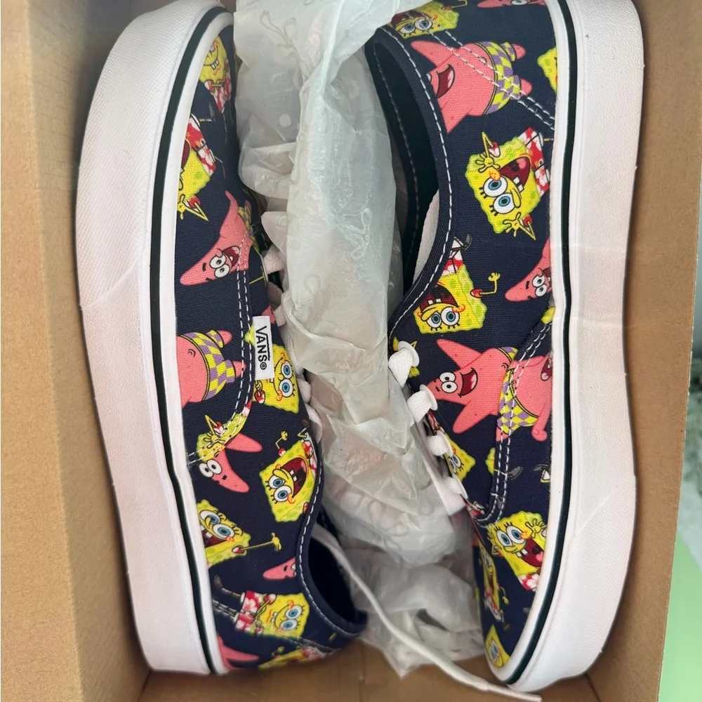 Vans ComfyCush SpongeBob Sneakers - Black and Yellow. New with box. - Picture 3 of 11